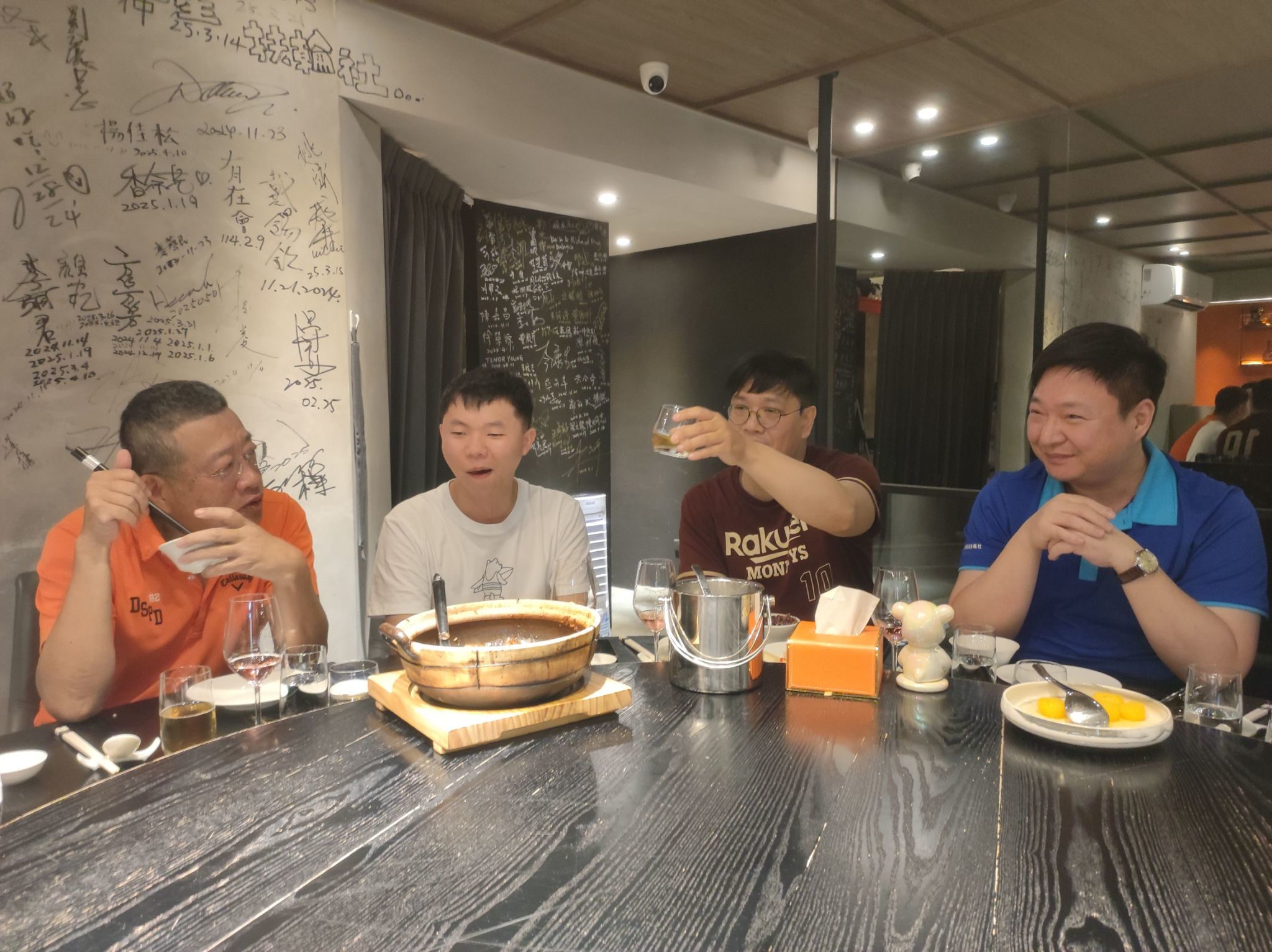 LINE_ALBUM_2025.5.10 聯絡主委Hong宴請小爐 海派私房菜_250512_12