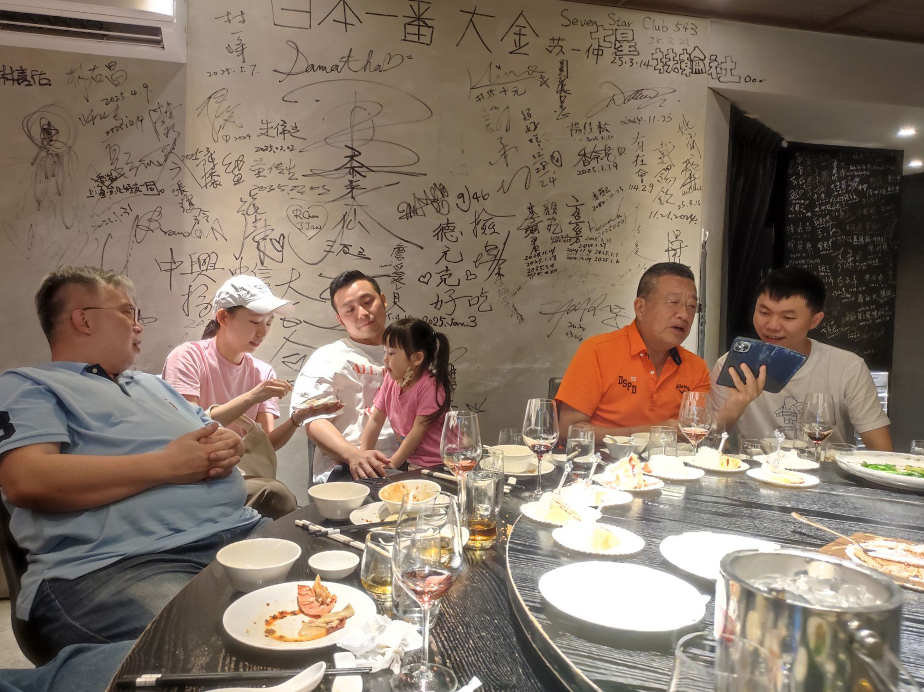 LINE_ALBUM_2025.5.10 聯絡主委Hong宴請小爐 海派私房菜_250512_23